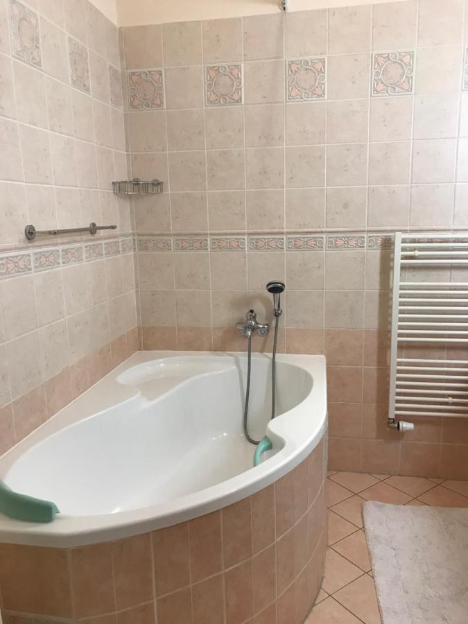Apartman Na Zahradni Karlowe Wary Zewnętrze zdjęcie